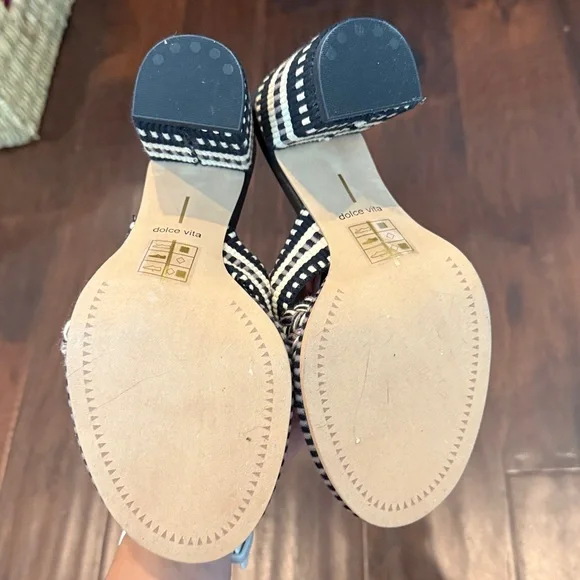 Dolce Vita Striped Black and cream Mules - Picture 3 of 3